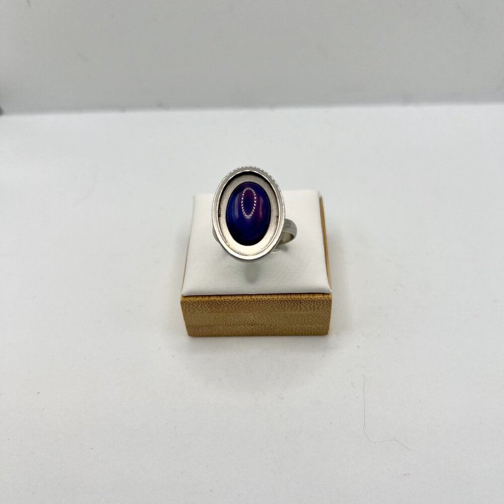 Oval Amethyst Crystal stainless steel ring - size 7.75